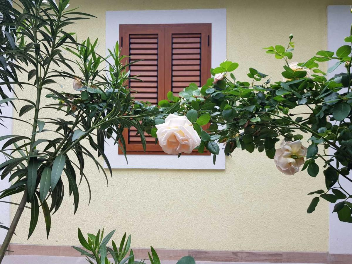 Apartmani Rosa I Linda Rijeka Exteriér fotografie