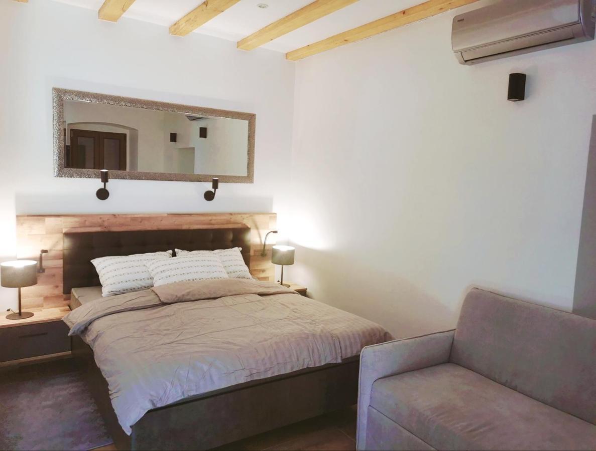 Apartmani Rosa I Linda Rijeka Exteriér fotografie